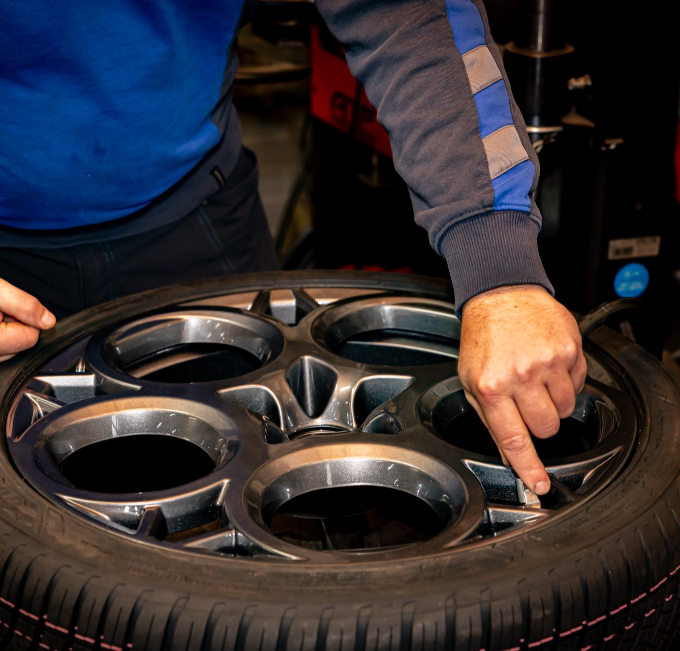 Content 18_content_image_17627838171166637287.jpg Bandenservice | Autobedrijf Vieto