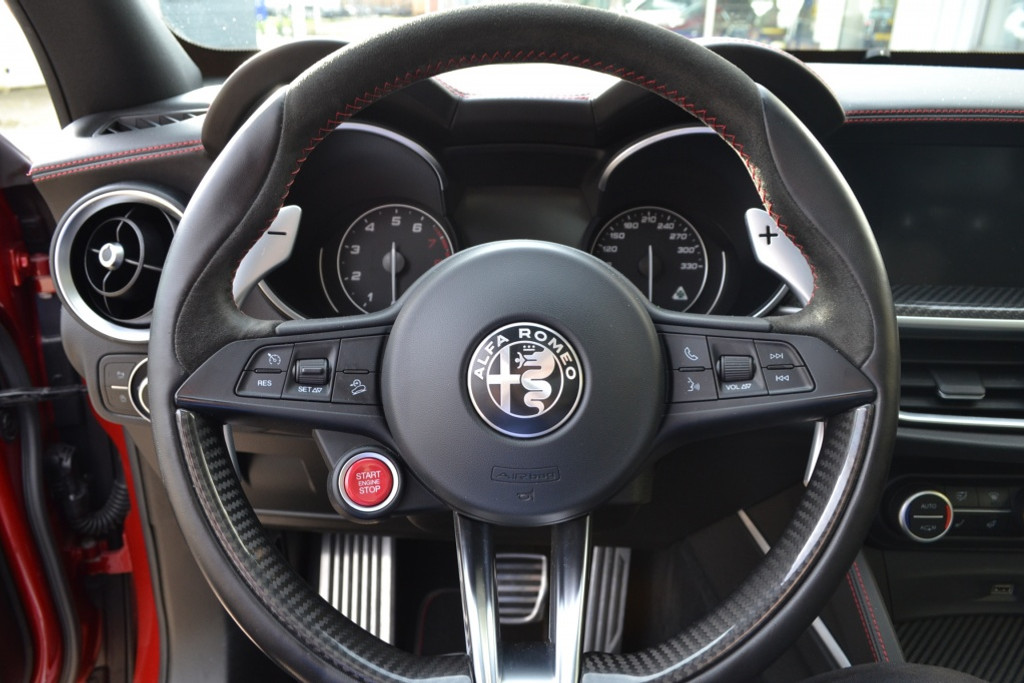 Alfa Romeo Stelvio 2.9 V6 AWD QUADRIFOGLIO 37590511-16.jpg | Autobedrijf Vieto
