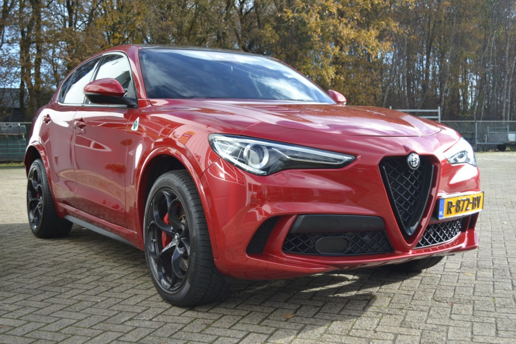 Alfa Romeo Stelvio 2.9 V6 AWD QUADRIFOGLIO 37590511-2.jpg | Autobedrijf Vieto