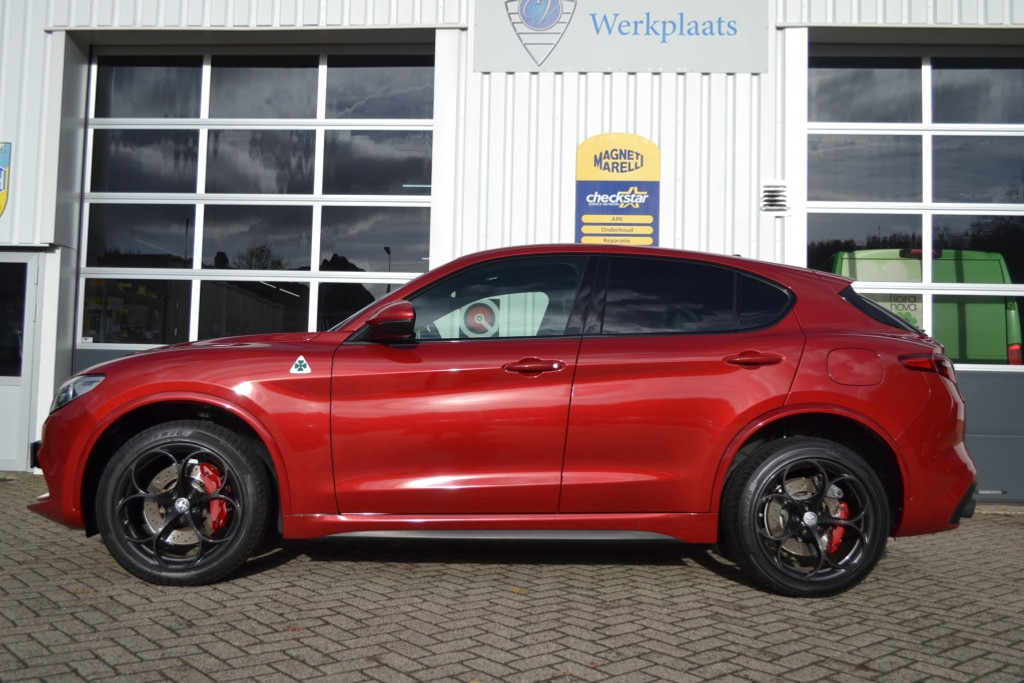 Alfa Romeo Stelvio 2.9 V6 AWD QUADRIFOGLIO 37590511-3.jpg | Autobedrijf Vieto