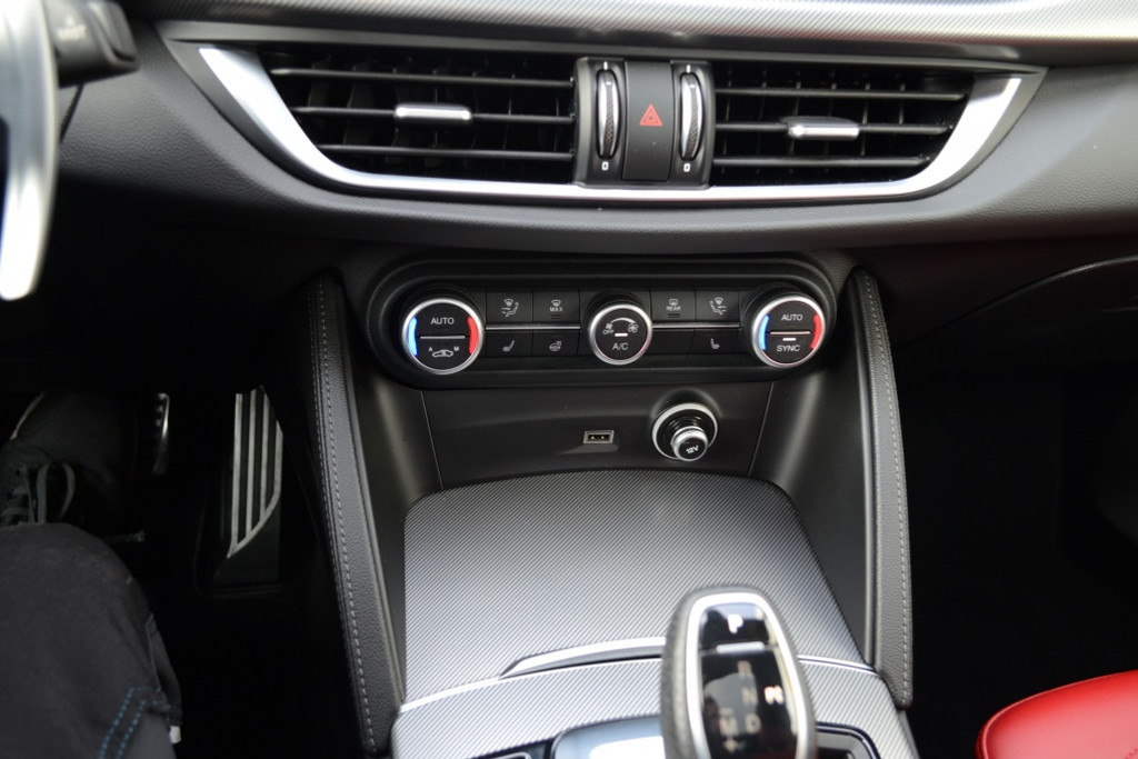 Alfa Romeo Stelvio 2.2 JTD Veloce Q2 My23 42585639-18.jpg | Autobedrijf Vieto