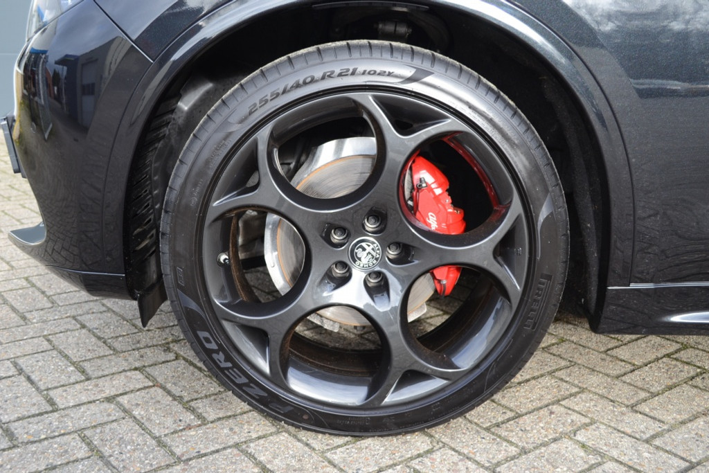 Alfa Romeo Stelvio 2.2 JTD Veloce Q2 My23 42585639-9.jpg | Autobedrijf Vieto