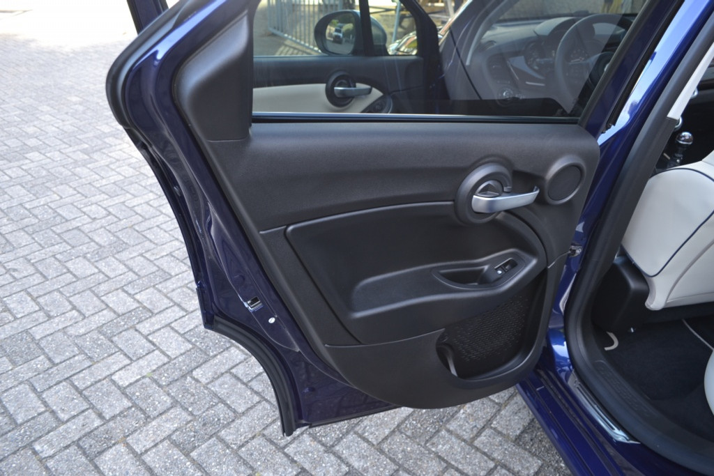 Fiat 500X CABRIO Yacht Club Capri 45185838-18.jpg | Autobedrijf Vieto