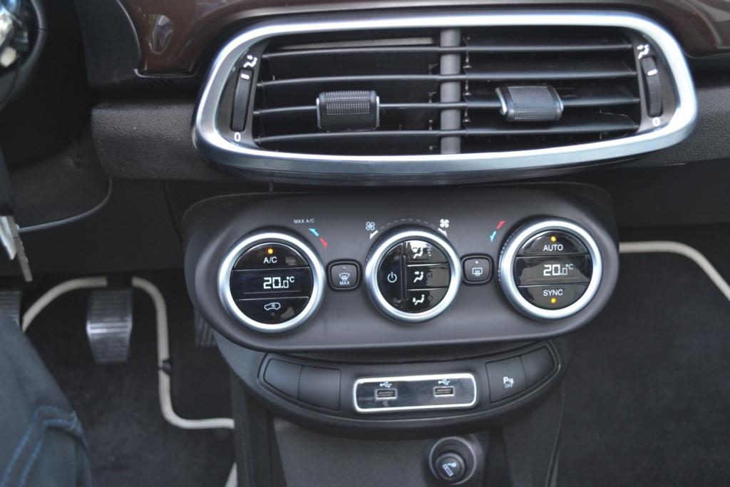 Fiat 500X CABRIO Yacht Club Capri 45185838-28.jpg | Autobedrijf Vieto