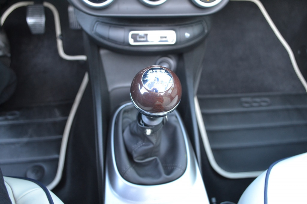 Fiat 500X CABRIO Yacht Club Capri 45185838-29.jpg | Autobedrijf Vieto