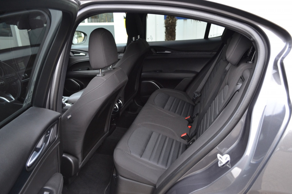 Alfa Romeo Stelvio 2.2 JTD Super BTW auto 49752826-14.jpg | Autobedrijf Vieto