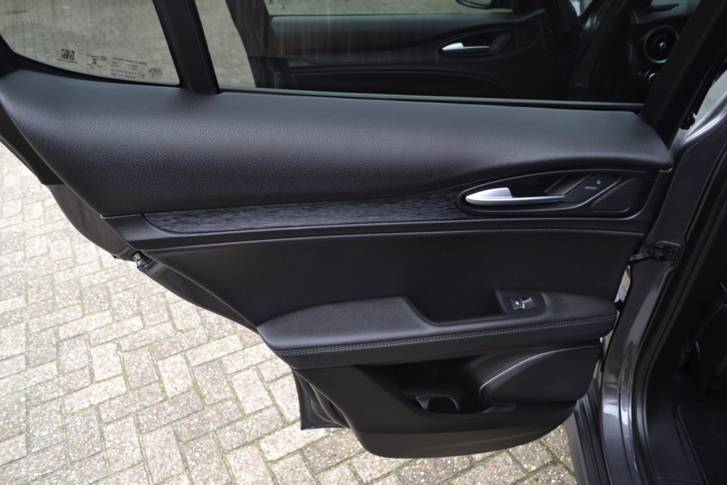 Alfa Romeo Stelvio 2.2 JTD Super BTW auto 49752826-15.jpg | Autobedrijf Vieto