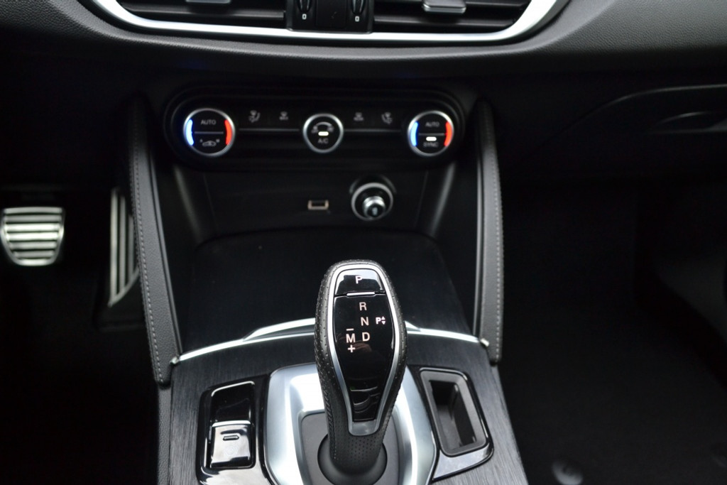 Alfa Romeo Stelvio 2.2 JTD Super BTW auto 49752826-20.jpg | Autobedrijf Vieto