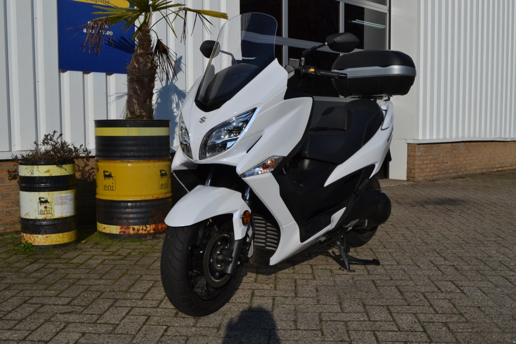Suzuki  Scooter 400 Burgman 51762868-0.jpg | Autobedrijf Vieto