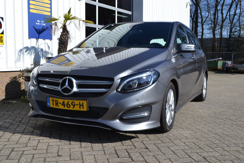Mercedes-Benz B-Klasse 180 Bns Solution AUTOMAAT 51823124-0.jpg | Autobedrijf Vieto