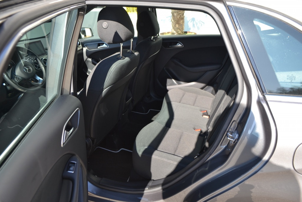 Mercedes-Benz B-Klasse 180 Bns Solution AUTOMAAT 51823124-12.jpg | Autobedrijf Vieto