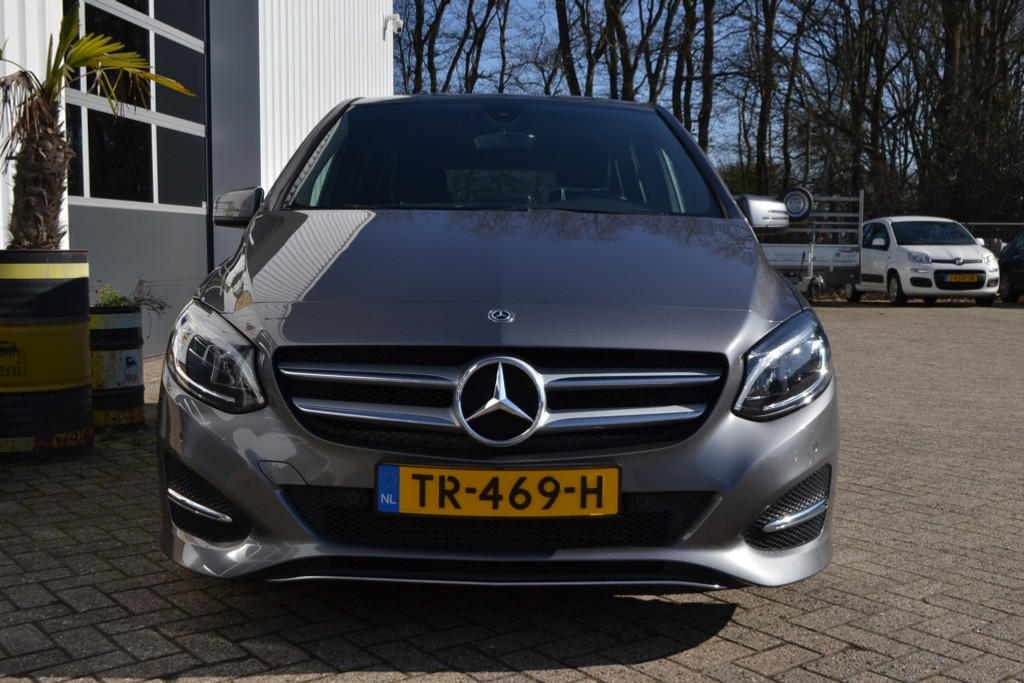 Mercedes-Benz B-Klasse 180 Bns Solution AUTOMAAT 51823124-2.jpg | Autobedrijf Vieto