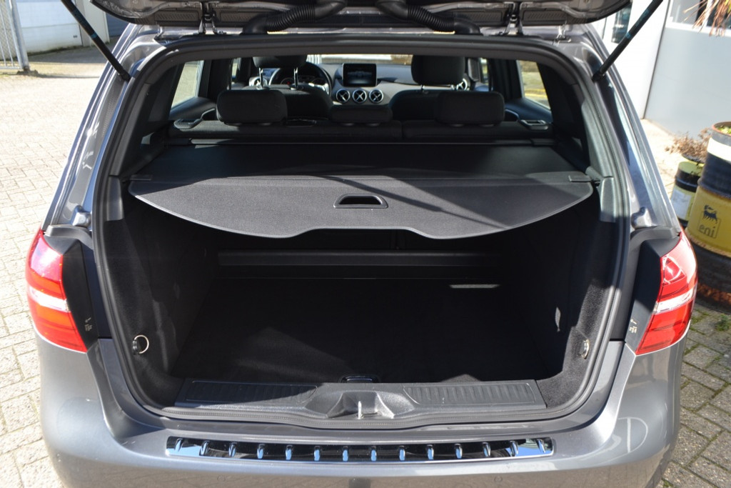 Mercedes-Benz B-Klasse 180 Bns Solution AUTOMAAT 51823124-22.jpg | Autobedrijf Vieto