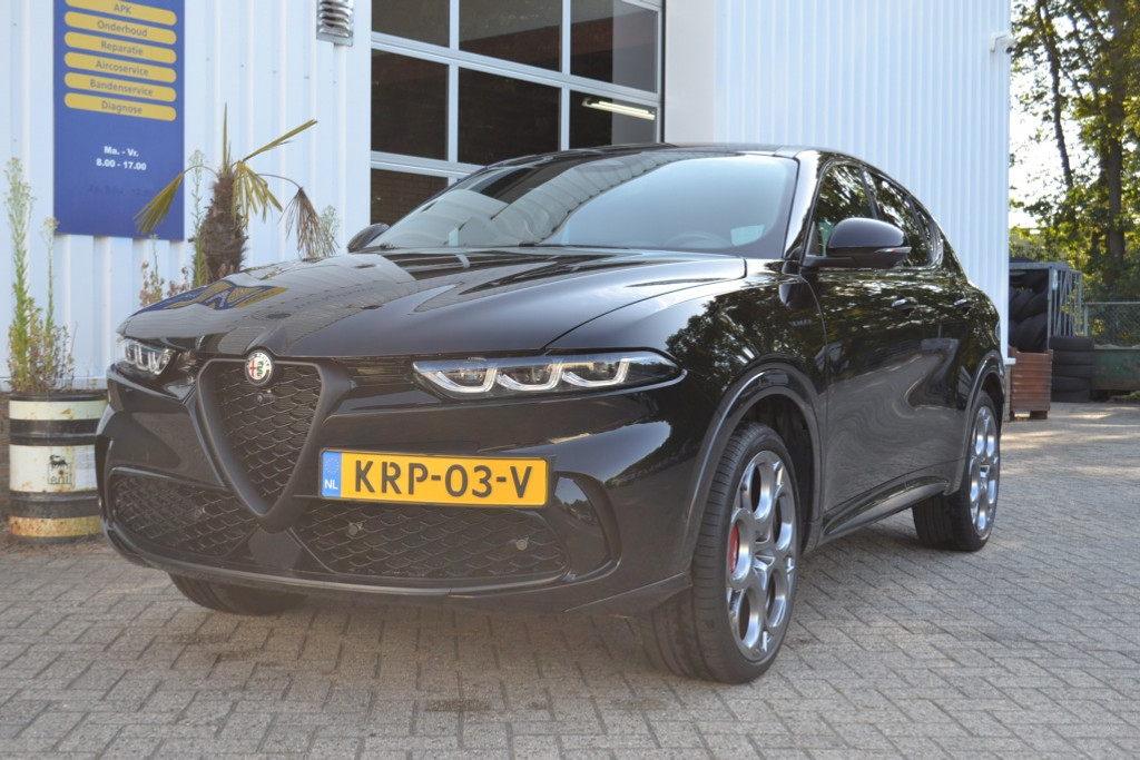 Alfa Romeo Tonale 1.3T PHEV Veloce BTW Auto 55516463-0.jpg | Autobedrijf Vieto