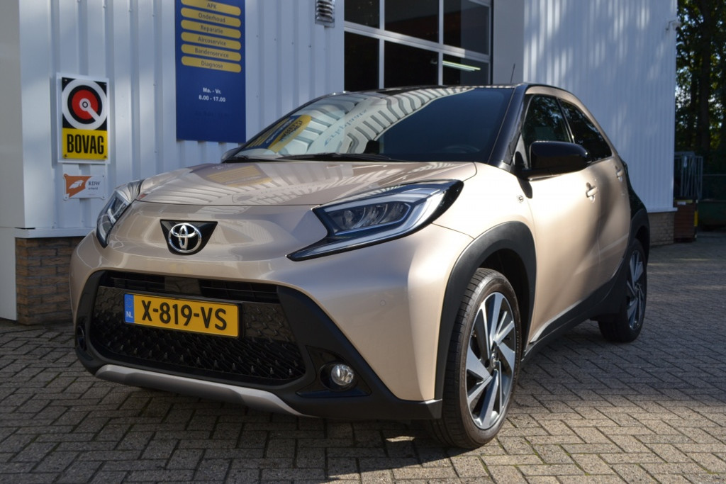 Toyota Aygo X 1.0 VVT-i S-CVT Envy AUTOMAAT 56780774-0.jpg | Autobedrijf Vieto